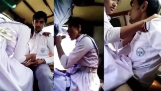 Desi school couple ka secret hot romance toto sucking aur cock riding
